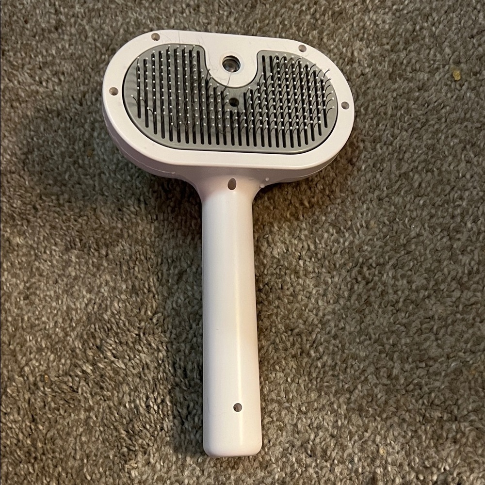 Misting Dog Brush